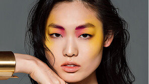 COLOR SETTER~ ‘올해의 컬러’로 물들인 네 가지 메이크업 룩