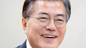 문재인, 선거연령 18세로 하향 찬성 “청년 정치의식 세계 최고, 권리는 OECD 최저”