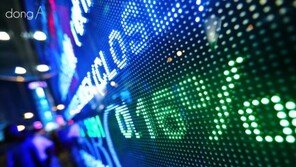 [카드뉴스]“4차 산업혁명 준비는 좋지만 저성장 고령화 대책은 어디에?”