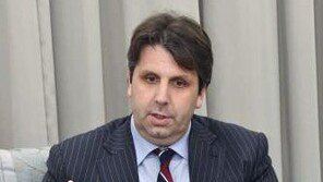 주한 미국대사가 예정된 송별 기자회견 돌연 취소한 이유는?