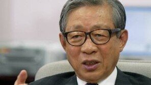 한완상 “박 대통령 추악, 어떻게 예수를 갖다 붙이나” 朴측 서석구 변호사 맹비난