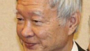 서석구 “촛불 국민 민심 아니다”…野 “‘혼이 비정상’ 이럴 때 쓰는 말” “몰상식 극치”