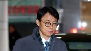 “코트왕 이규철…패션센스 인정” 이규철 특검보 패션 화제