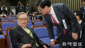 친박 보이콧… 새누리 ‘인명진 비대위’ 제동