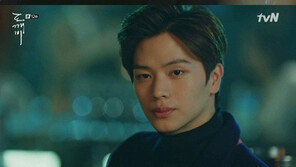 ‘도깨비’ 육성재 정체는 神? 인간?…“그 또한 운명이므로”