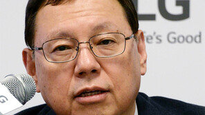 조성진 LG전자 부회장 “실적 나쁘다고 스마트폰 포기 안해”