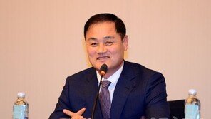 최윤겸 감독 “하나 된 강원으로 새 출발”