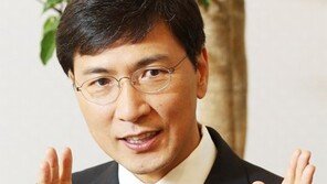 안희정 “재벌2세같은 정치? 친분관계 순서로 대통령 시켜주는 나라 아냐”