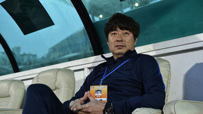 [콤팩트뉴스] 이랜드 박건하 감독 사임…새 감독에 김병수 外