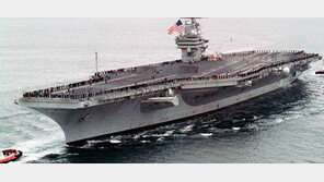 美-中 ‘남중국해 항모 대치’ 치닫나