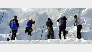 얼음 안얼어 애타던 겨울축제장 강추위에 ‘활짝’