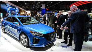 현대차 아이오닉, 美서 친환경-자율주행 ‘눈도장’