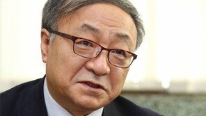 김영환 “장학금 年 400억 원… 열심히 하는 학생 최대한 지원”