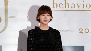 [스타일리포트①] 유인영, 경쾌하고 단아한 ‘블랙&러블리’