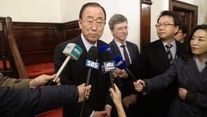 ‘한국경제 설명회’ 제쳐놓고…주뉴욕 총영사, 반기문 환송 참석 논란