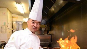 [비즈&피플] 박효남 셰프 “임원·교수 명함 많지만, 주방이 가장 행복”