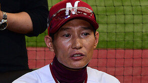 ‘염경엽 단장 선임’ 미국까지 날아간 SK 사장