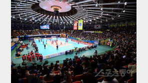 살얼음판 V리그, 승점 6점짜리 경기 더 늘어난다