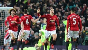 [콤팩트뉴스] 맨유, 리버풀과 1-1 무승부