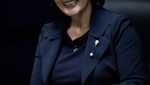 ‘외부자들’ 전여옥 “김기춘, 朴대통령에 하늘의 뜻 운운…전설”