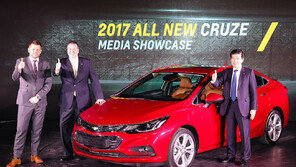 더 커진 쉐보레 ‘올 뉴 크루즈’…편안함이 중형차 뺨치네