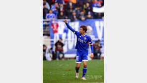 [콤팩트뉴스] 염기훈, 4년 연속 수원삼성 캡틴 완장 外