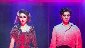 정성화-전미도 남녀 주연상 수상