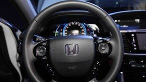 [동아포토]혼다어코드 하이브리드 세단 내부 공개