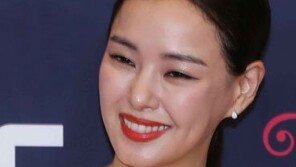 김태희 부케 주인공은 이하늬?