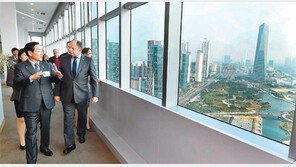 외국 정상들이 찾는 ‘인천경제자유구역 홍보관’