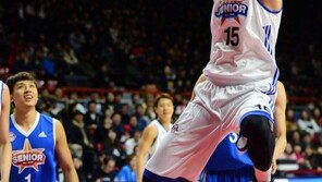 [포토] 김종규 ‘파워넘치는 덩크슛~’