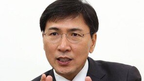 안희정 대선 출마 선언 “‘네거티브 선거전’ 안할 것…반기문, 신념·정당 밝히지 않아”