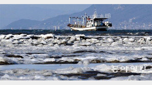 바닷물도 꽁꽁… ‘냉동실 한파’ 모레 풀릴듯