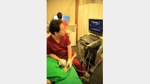 [헬스동아]‘테니스엘보’ 증세 절반은 ‘유사 테니스엘보’ 