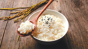 하루에 쌀 밥 ‘한 공기 반’… 1인당 쌀 소비량 30년 전의 1/2 수준 