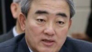 유진룡 “자니윤 관광공사 감사 임명 불응했다가 질책 당해 사임”