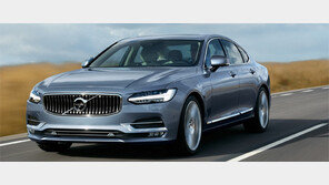 볼보 중형세단 ‘더 뉴 S90 D4’ 출시