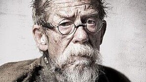 ‘별세’ 존 허트는 누구? ‘설국 열차’ 출연…영국 아카데미 ‘남우주연상’