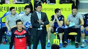 ‘긍정의 힘’ 강조한 최태웅, 완벽하게 응답한 문성민