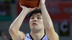 kt의 프랜차이즈 스타 조성민이 떠나던 날