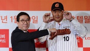 ‘25억’ 이대호, 한국 프로스포츠 연봉랭킹 톱 찍다