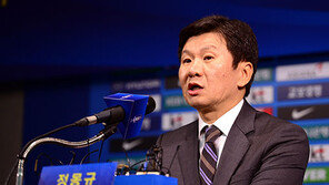 정몽규 대한축구협회장, FIFA 입성 재도전 여정 시작