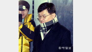 안종범 “선물 덕에 와이프한테 점수 땄다”