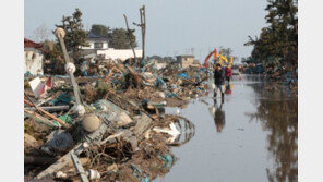 지진에 고아된 조카 지원금으로 벤츠 산 못된 후견인 삼촌