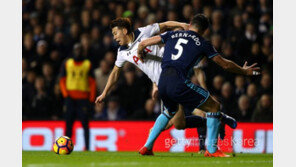 [통신원 리포트] PK 결승골 유도한 손흥민, 토트넘 홈팬 열광