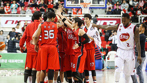 오리온 잡은 ‘전준범 외곽포’…3점슛 5개 포함 18점