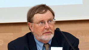 트럼프가 허문 ‘미국의 정신’… 변방의 판사가 다시 세우다