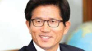 김문수 “박 대통령 탄핵안 기각돼야 …정당한 통치 행위” 주장