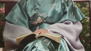 ‘박보검 한복’, 박보검만큼 뜨겁다