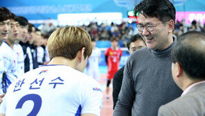 [동정] 조원태 대한항공 사장 배구장 방문